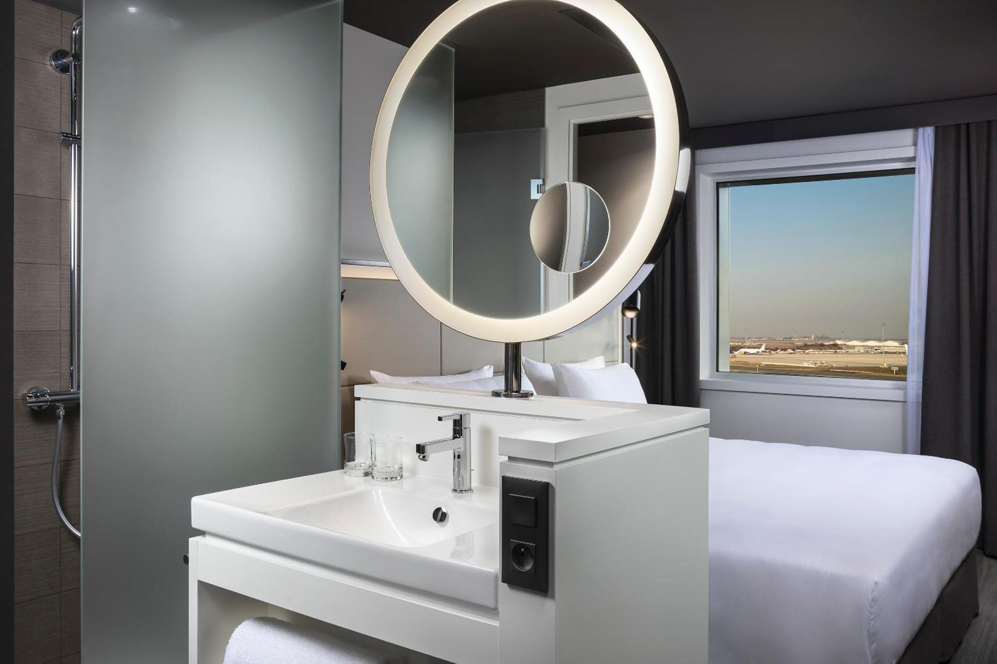 Hotel Innside By Melia Paris Charles De Gaulle Airport 4*